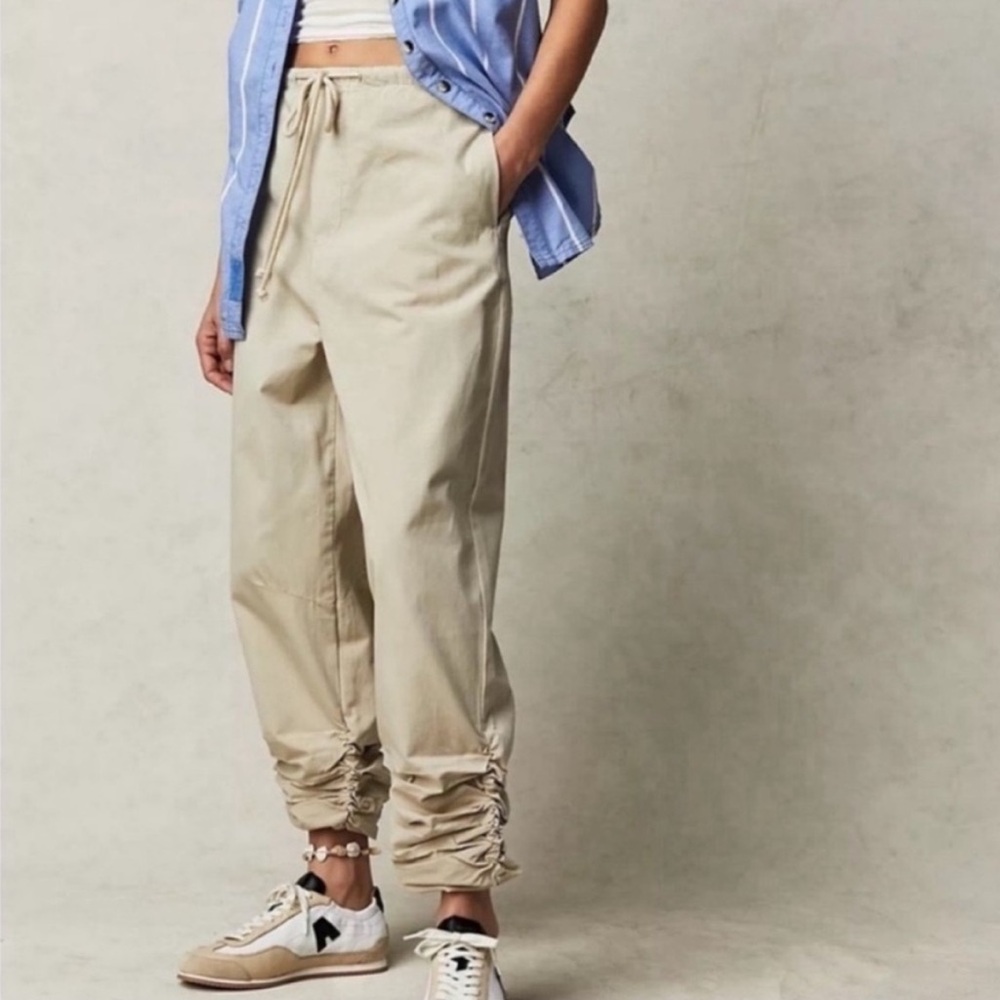 Free People | New Light Parachute Jogger Pants Summer Khaki